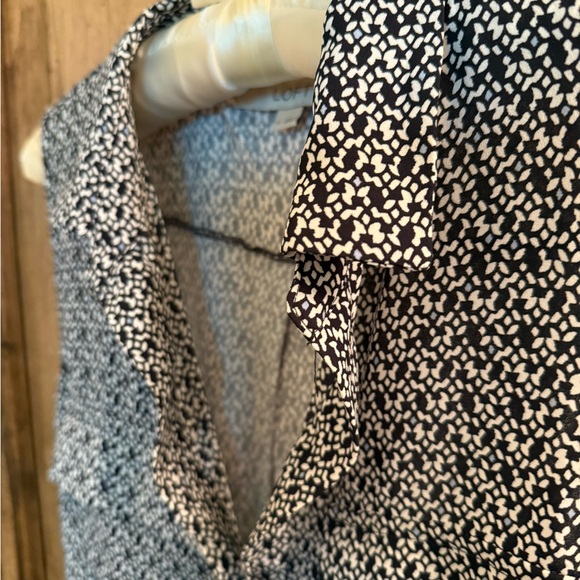 LOFT Patterned Blouse - Picture 5 of 6